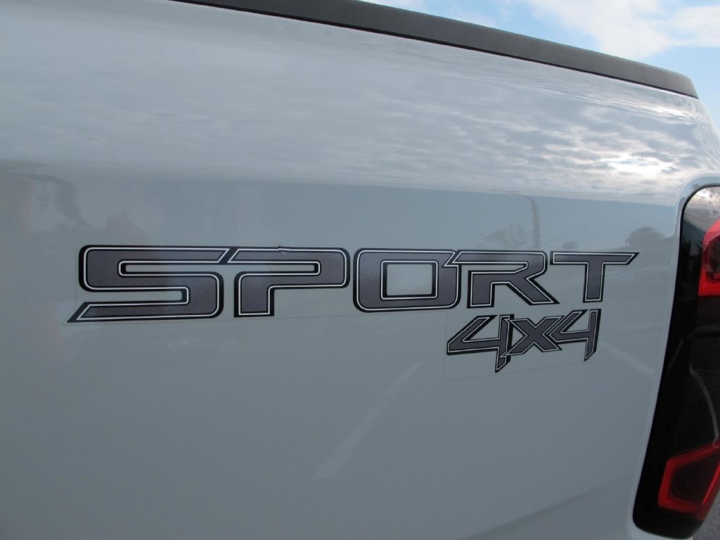 Used 2024 Ford Ranger XLT w/ Technology Package AWD/4WD image 9