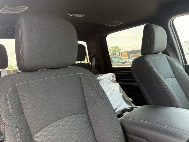 New 2026 RAM 2500 Big Horn AWD/4WD image 31