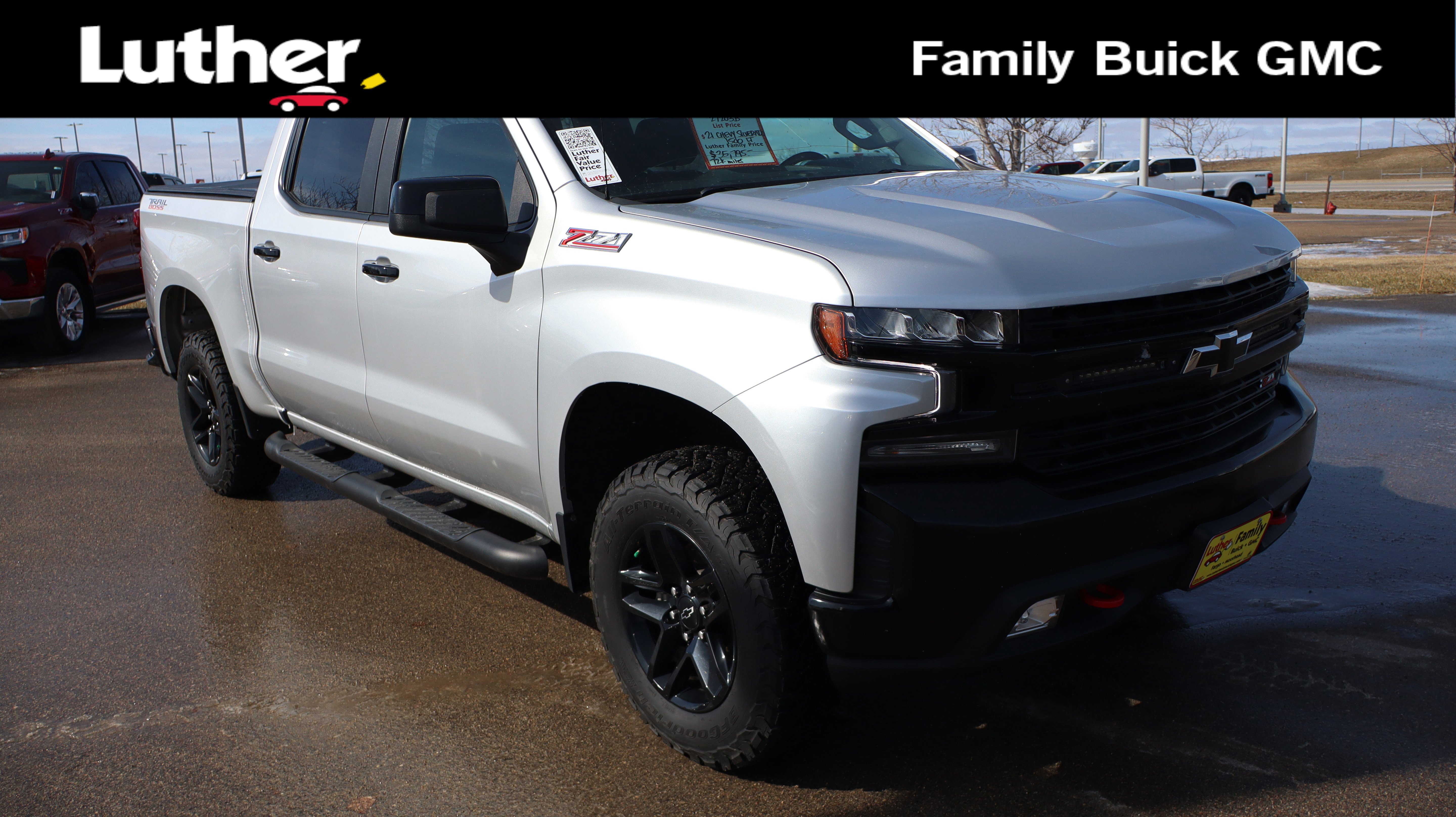 Certified 2021 Chevrolet Silverado 1500 LT Trail Boss image 1