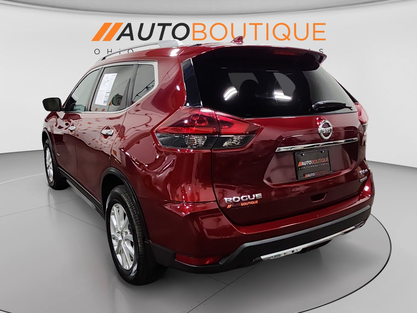 Used 2018 Nissan Rogue SV w/ Premium Package AWD/4WD image 3