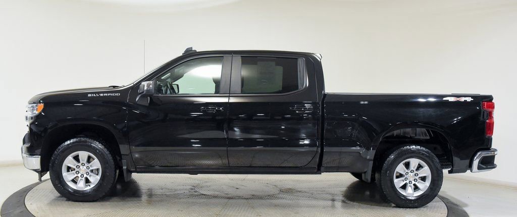 Used 2025 Chevrolet Silverado 1500 LT w/ Work Truck Package image 8