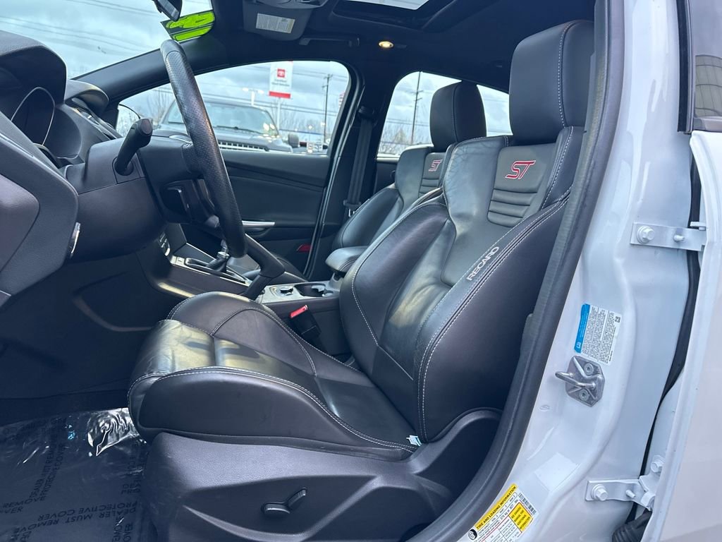 Used 2014 Ford Focus ST w/ Equipment Group 202A image 12