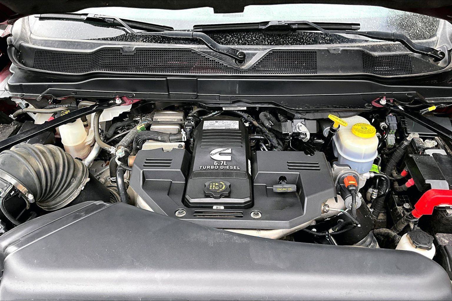 Used 2024 RAM 3500 Tradesman w/ Chrome Appearance Group image 10