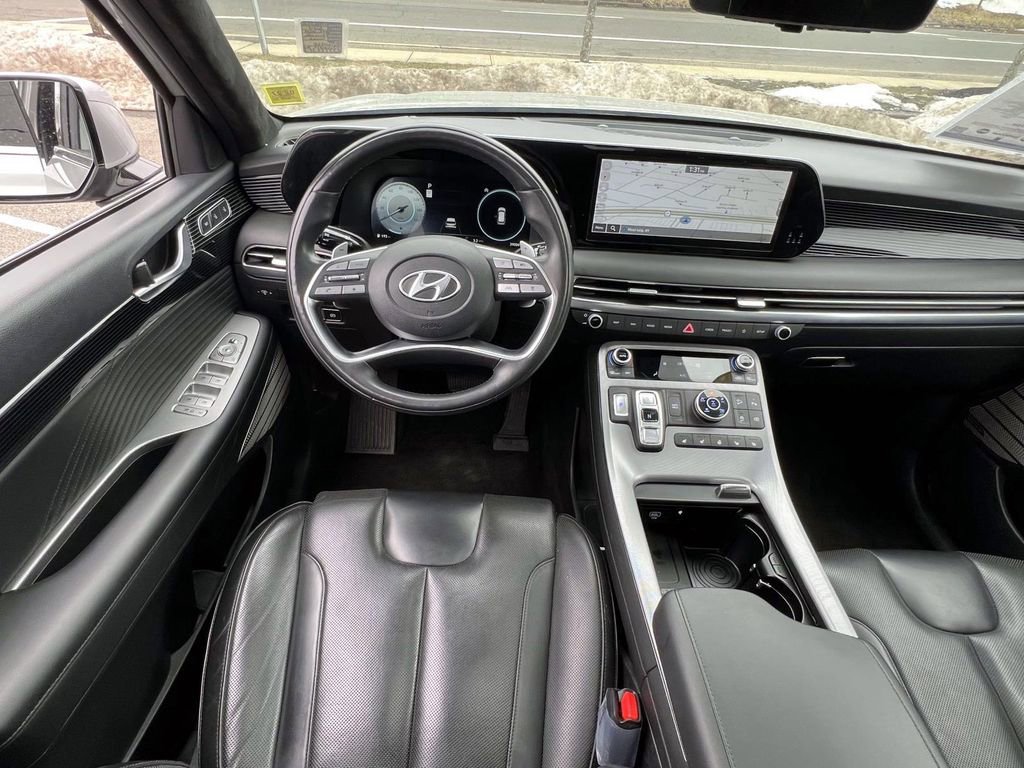Used 2024 Hyundai Palisade Calligraphy image 14