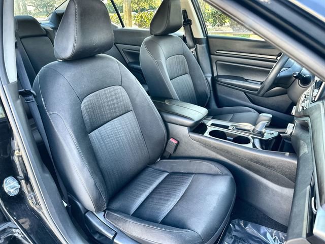 Used 2024 Nissan Altima 2.5 SV image 28