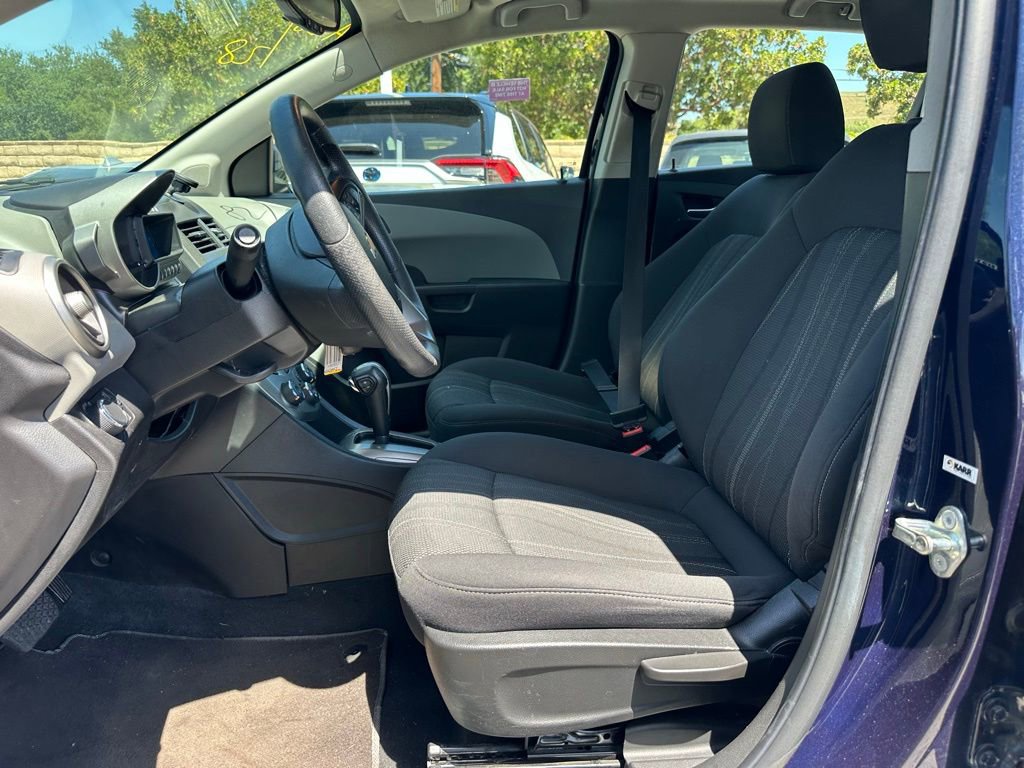 Used 2016 Chevrolet Sonic LT FWD image 9