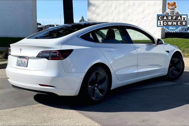 Used 2020 Tesla Model 3 Standard Range Plus image 12