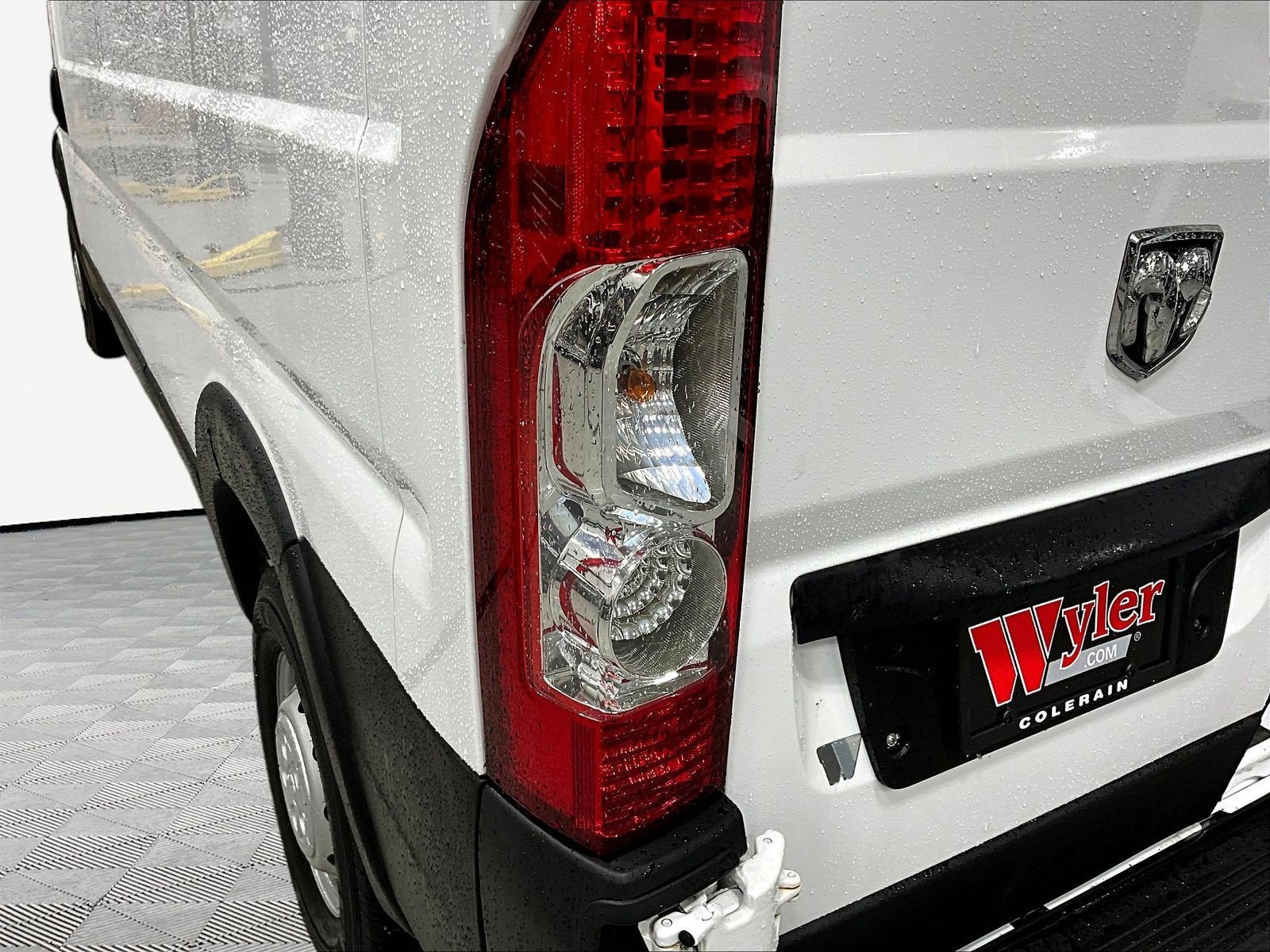 Used 2019 RAM ProMaster 2500 w/ Interior Convenience Group FWD image 23