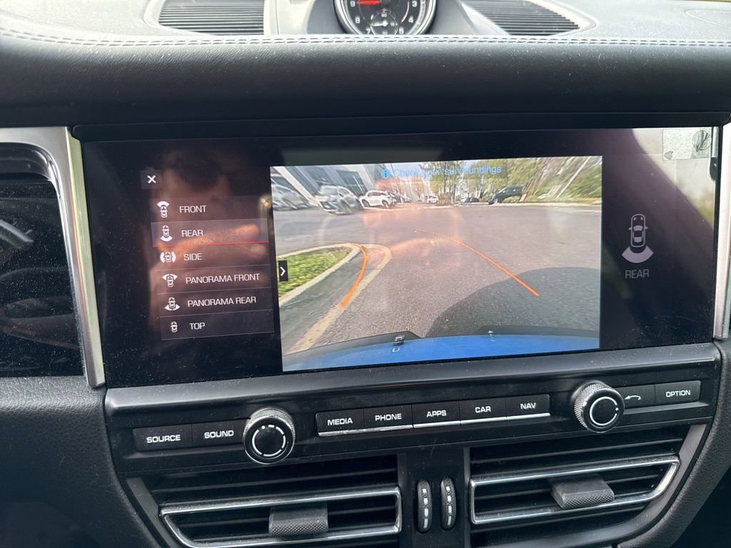 Used 2021 Porsche Macan S image 15