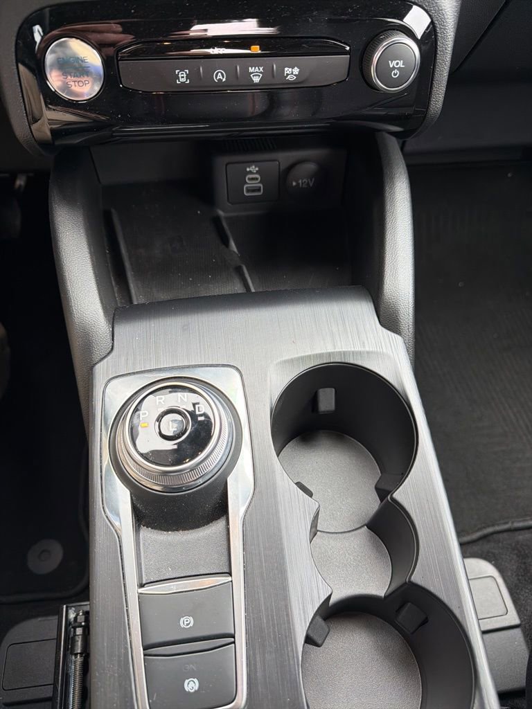 Used 2025 Ford Escape ST-Line Elite image 15