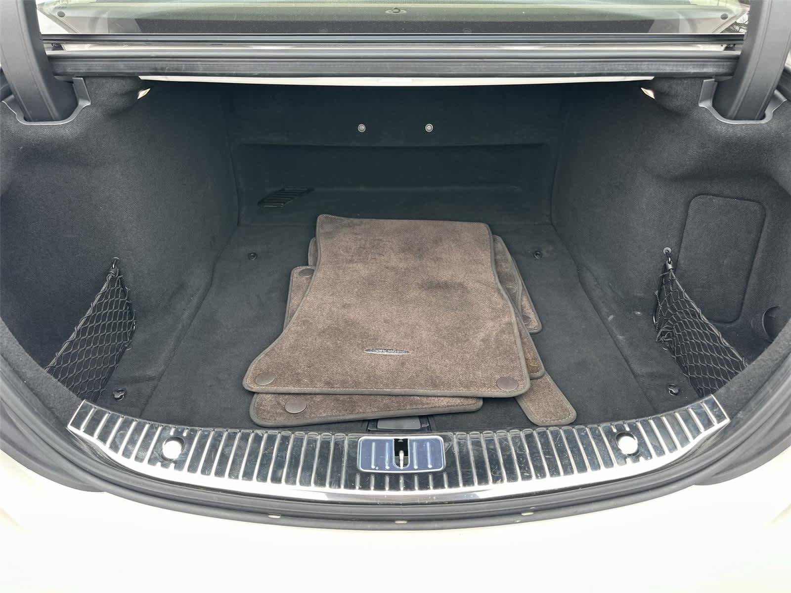 Used 2020 Mercedes-Benz S 560 Sedan image 21