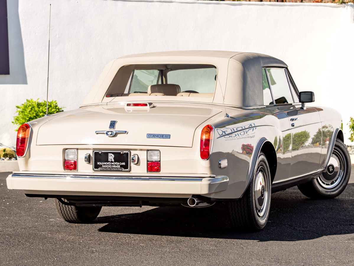 Used 1991 Rolls-Royce Corniche III RWD image 2