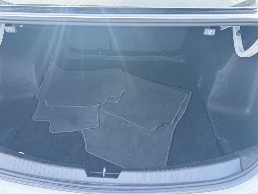 Used 2023 Chevrolet Malibu LT image 14