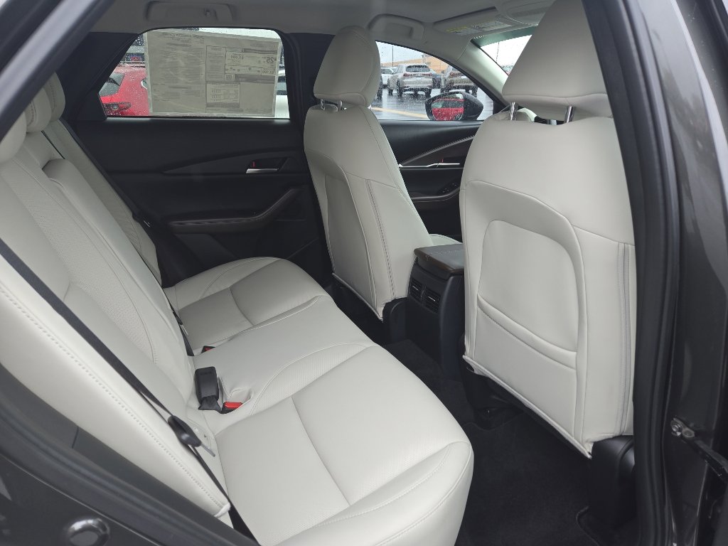 Used 2025 MAZDA CX-30 2.5 Turbo w/ Premium Plus Pkg image 17