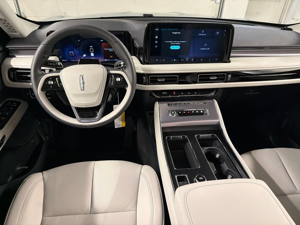 New 2026 Lincoln Aviator AWD image 8