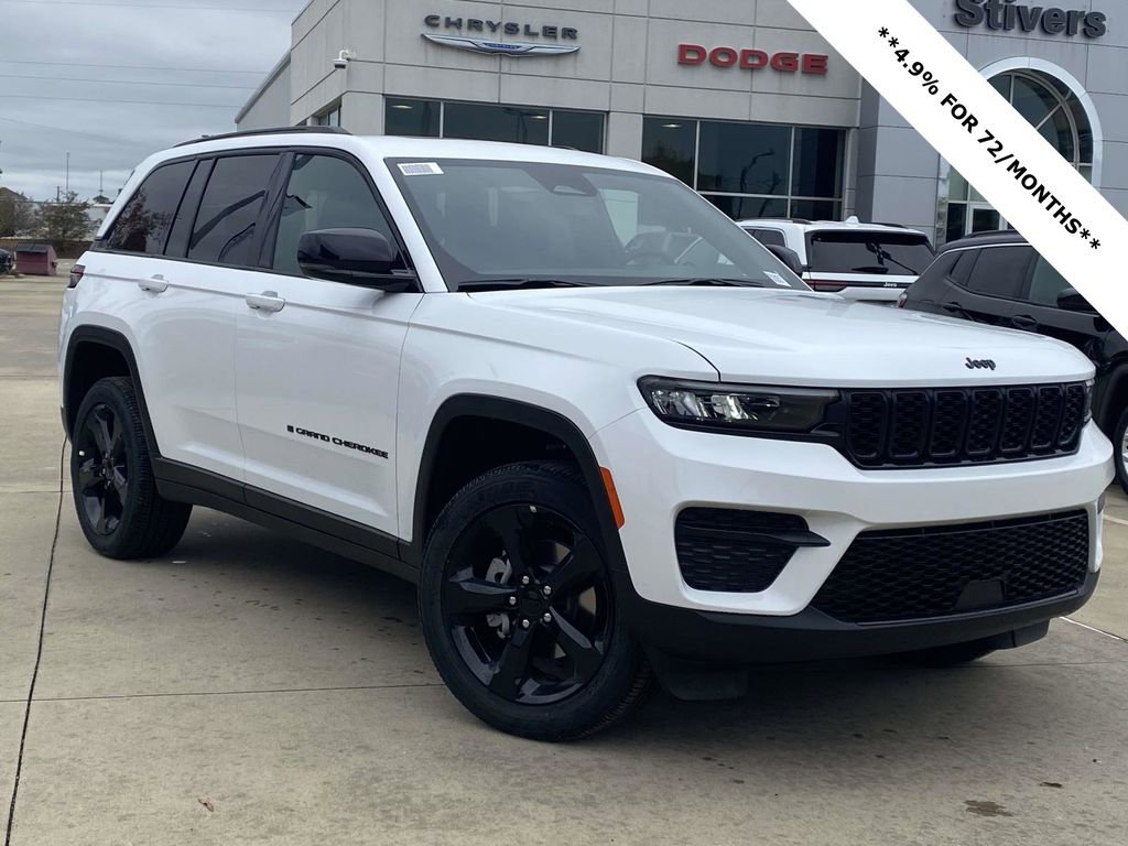 New 2025 Jeep Grand Cherokee Altitude image 33