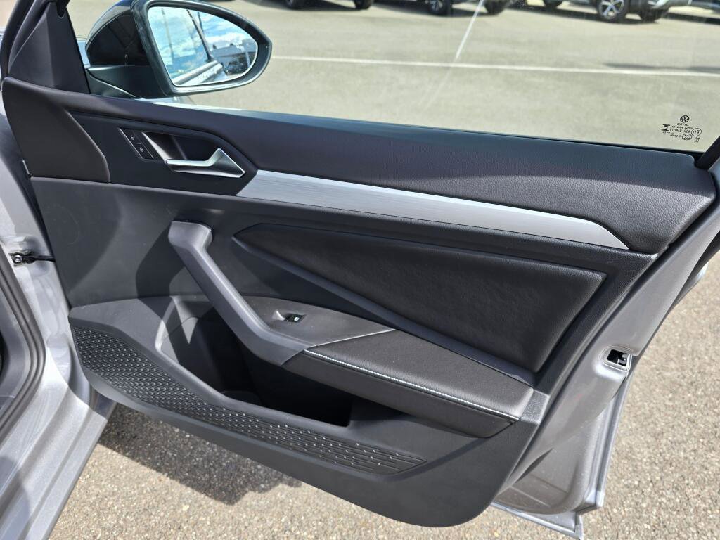 New 2026 Volkswagen Jetta Sport FWD image 38