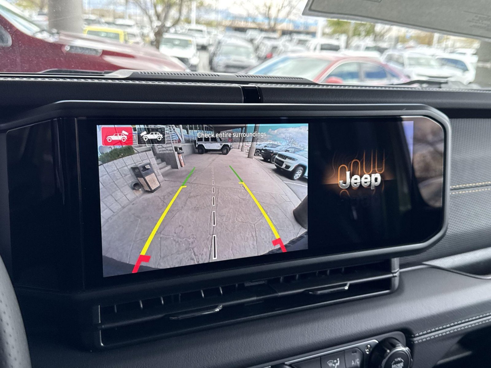 New 2025 Jeep Wrangler Unlimited Rubicon 392 image 25