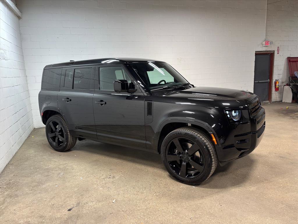 New 2026 Land Rover Defender 110 V8 image 5