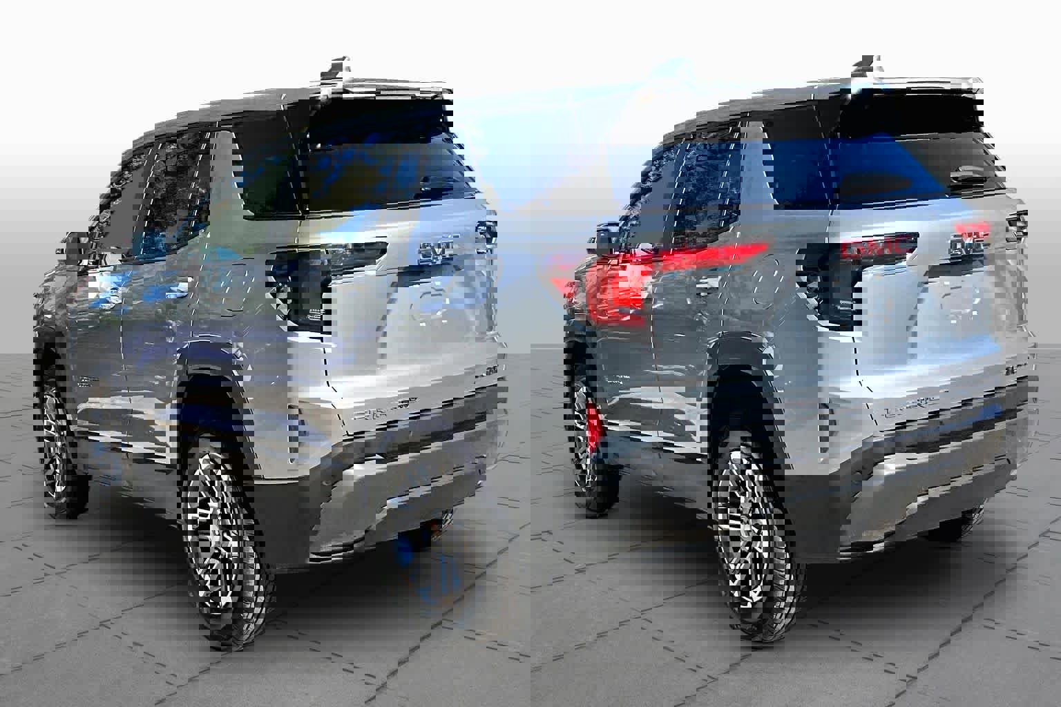 Used 2026 GMC Terrain Elevation image 12