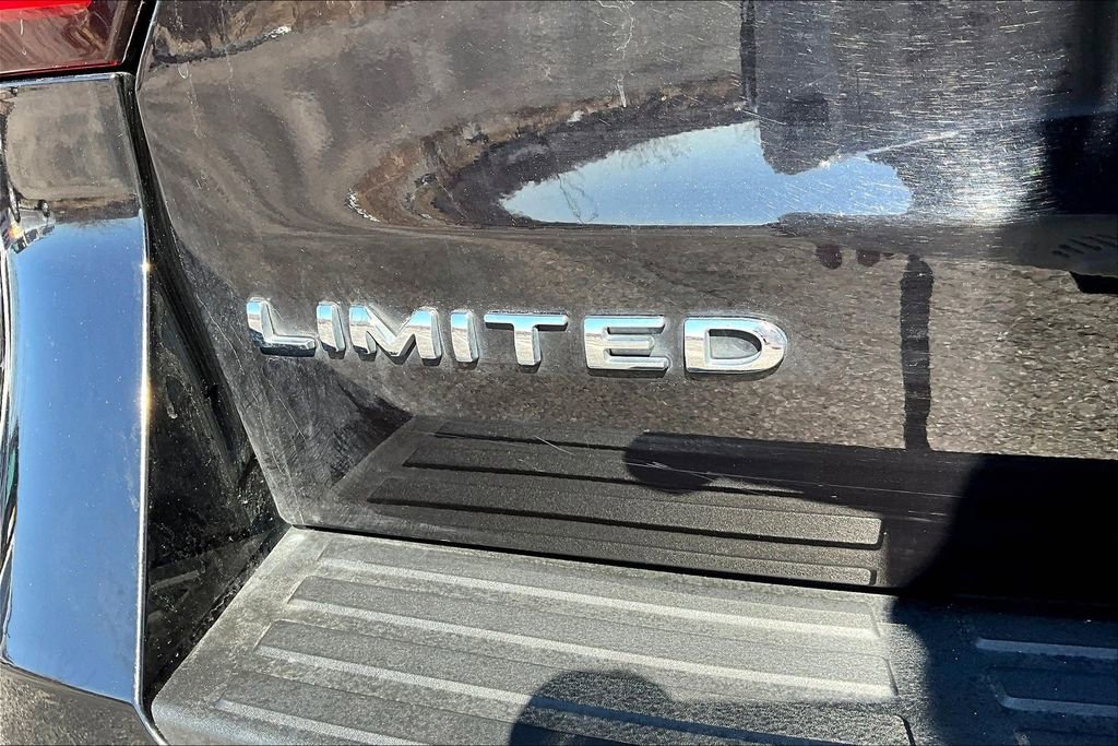 Used 2024 Ford Expedition Limited image 24