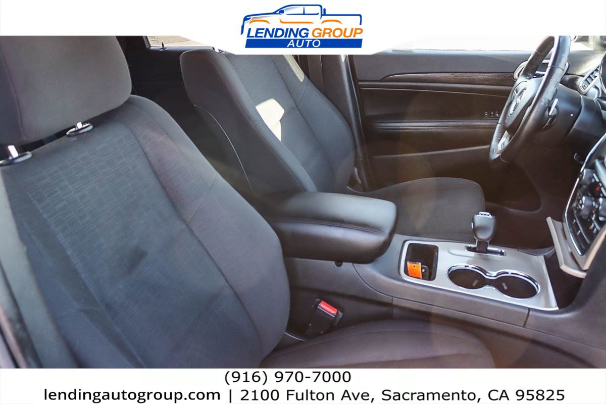 Used 2015 Jeep Grand Cherokee Laredo w/ Quick Order Package 23E image 14