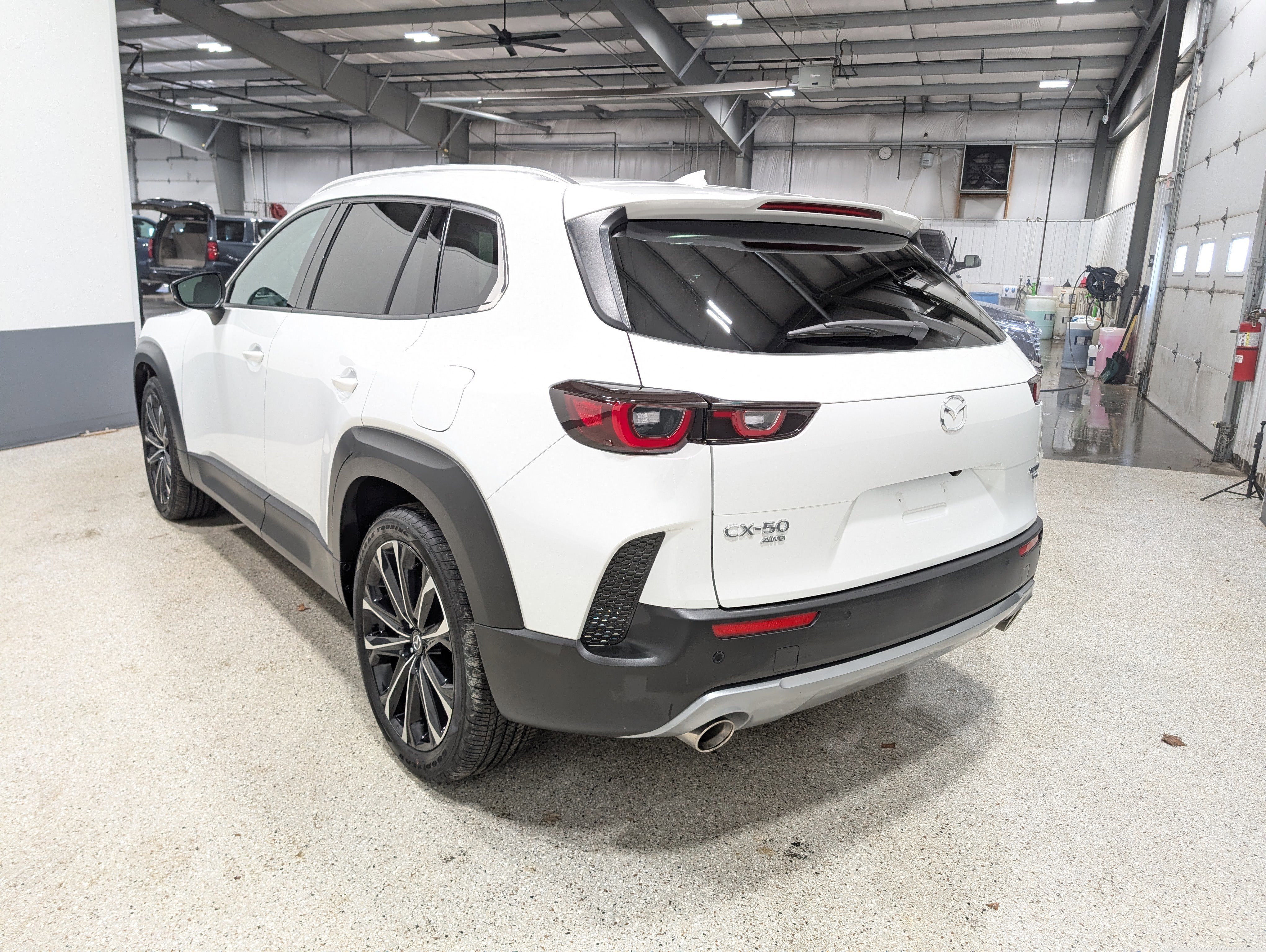 Used 2023 MAZDA CX-50 2.5 Turbo w/ Premium Plus Pkg AWD/4WD image 5