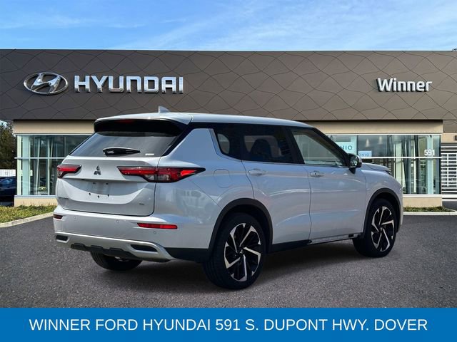 Used 2022 Mitsubishi Outlander SE image 5