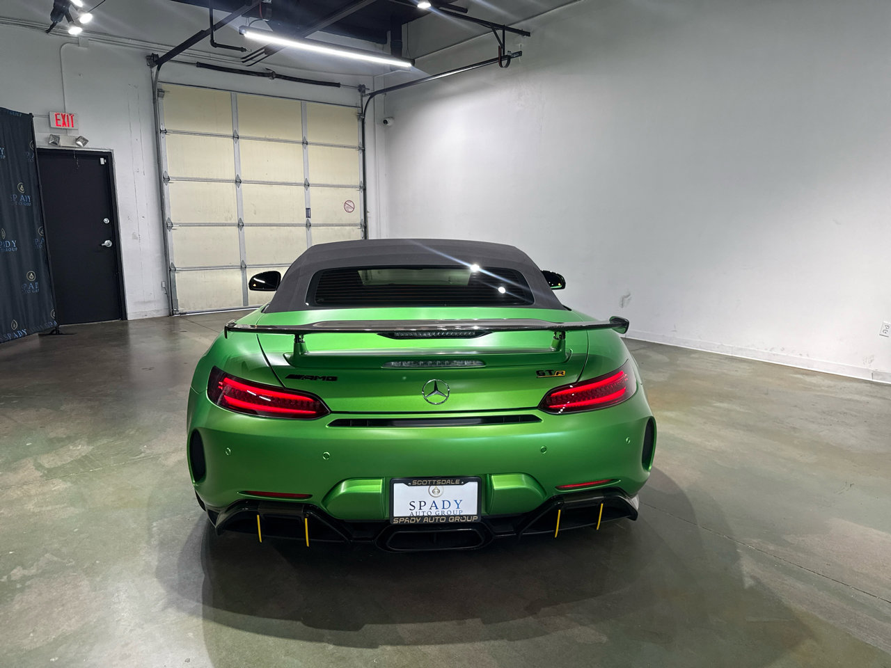 Used 2020 Mercedes-Benz AMG GT R image 8