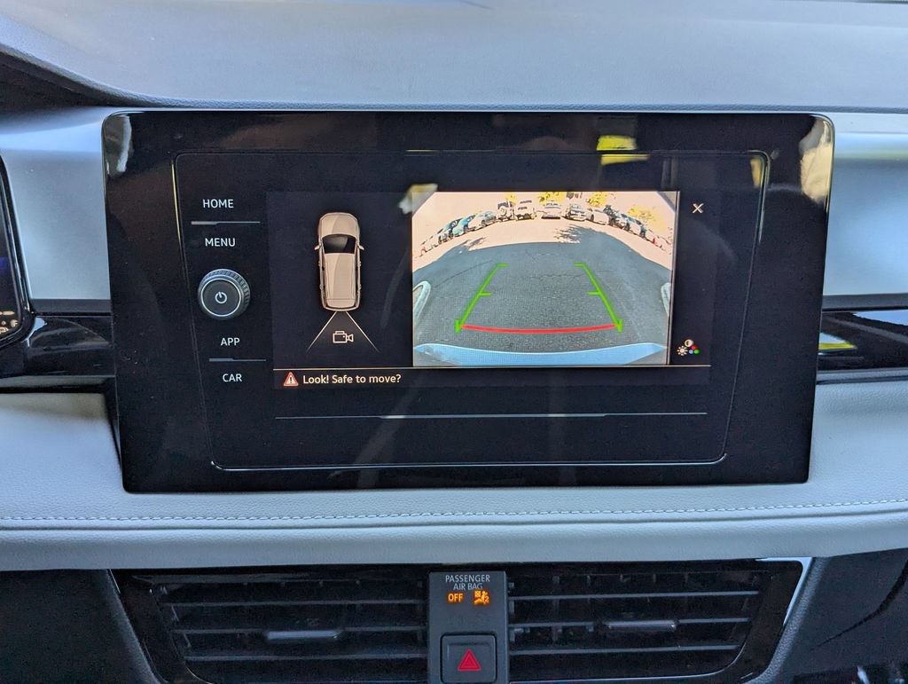 Certified 2025 Volkswagen Taos S FWD image 12