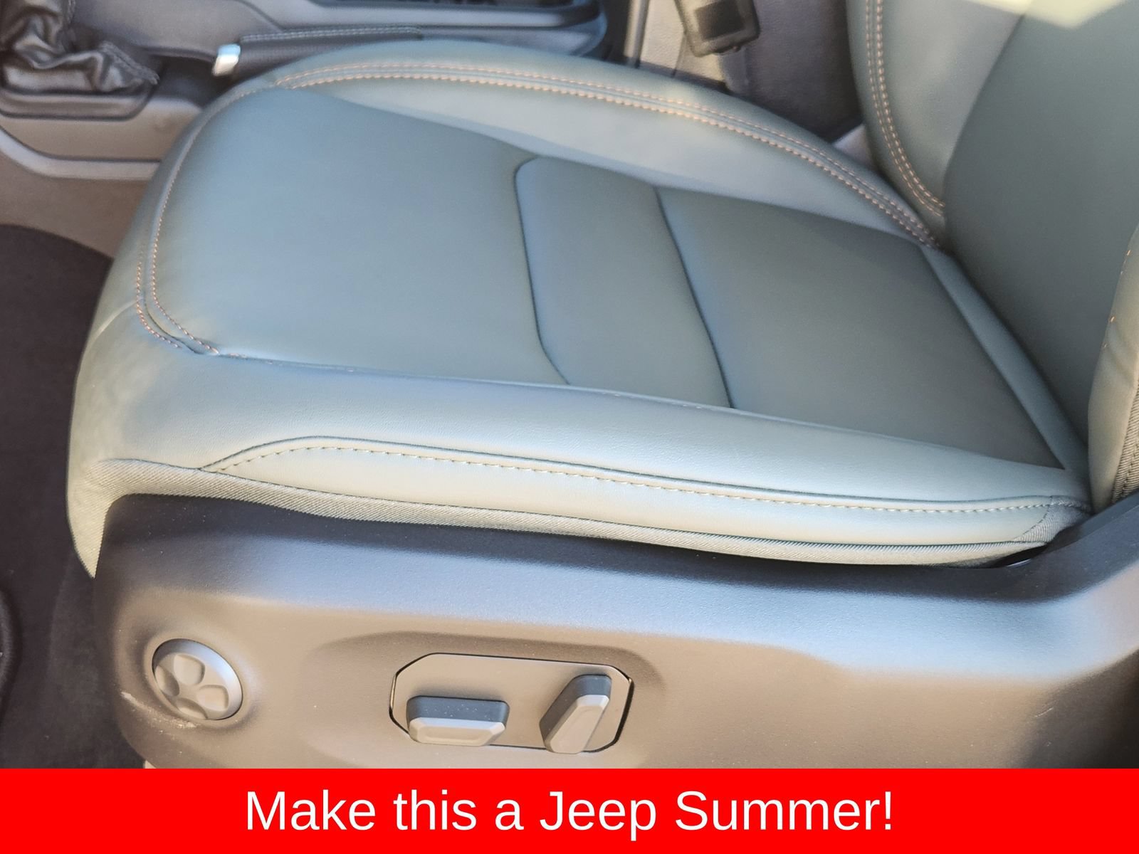 New 2026 Jeep Gladiator Mojave AWD/4WD image 33