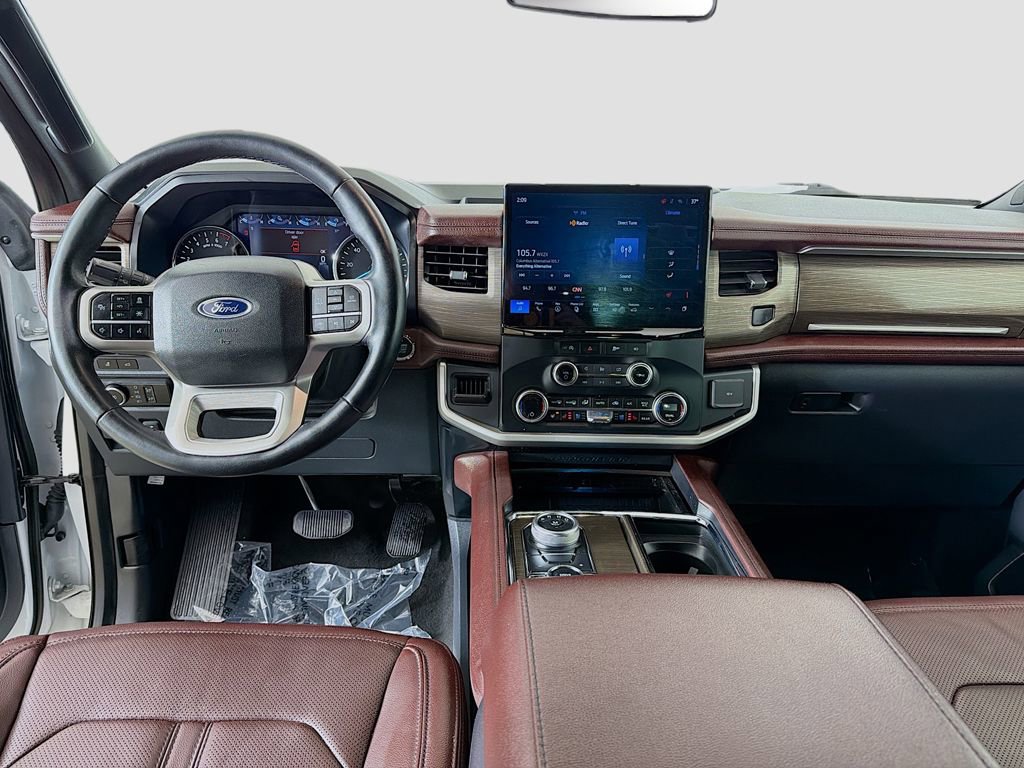 Used 2024 Ford Expedition Limited image 32