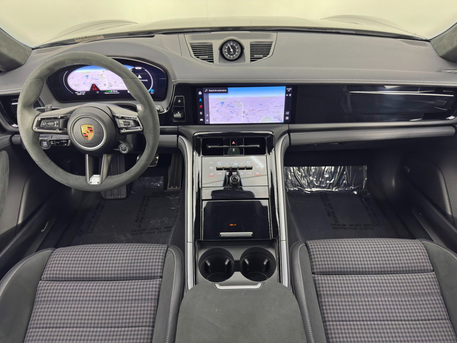 Used 2025 Porsche Panamera 4 w/ Premium Package image 13