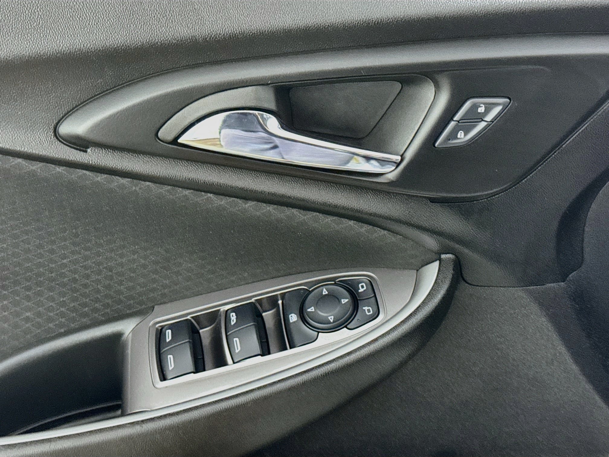Used 2025 Chevrolet Malibu LT FWD image 20