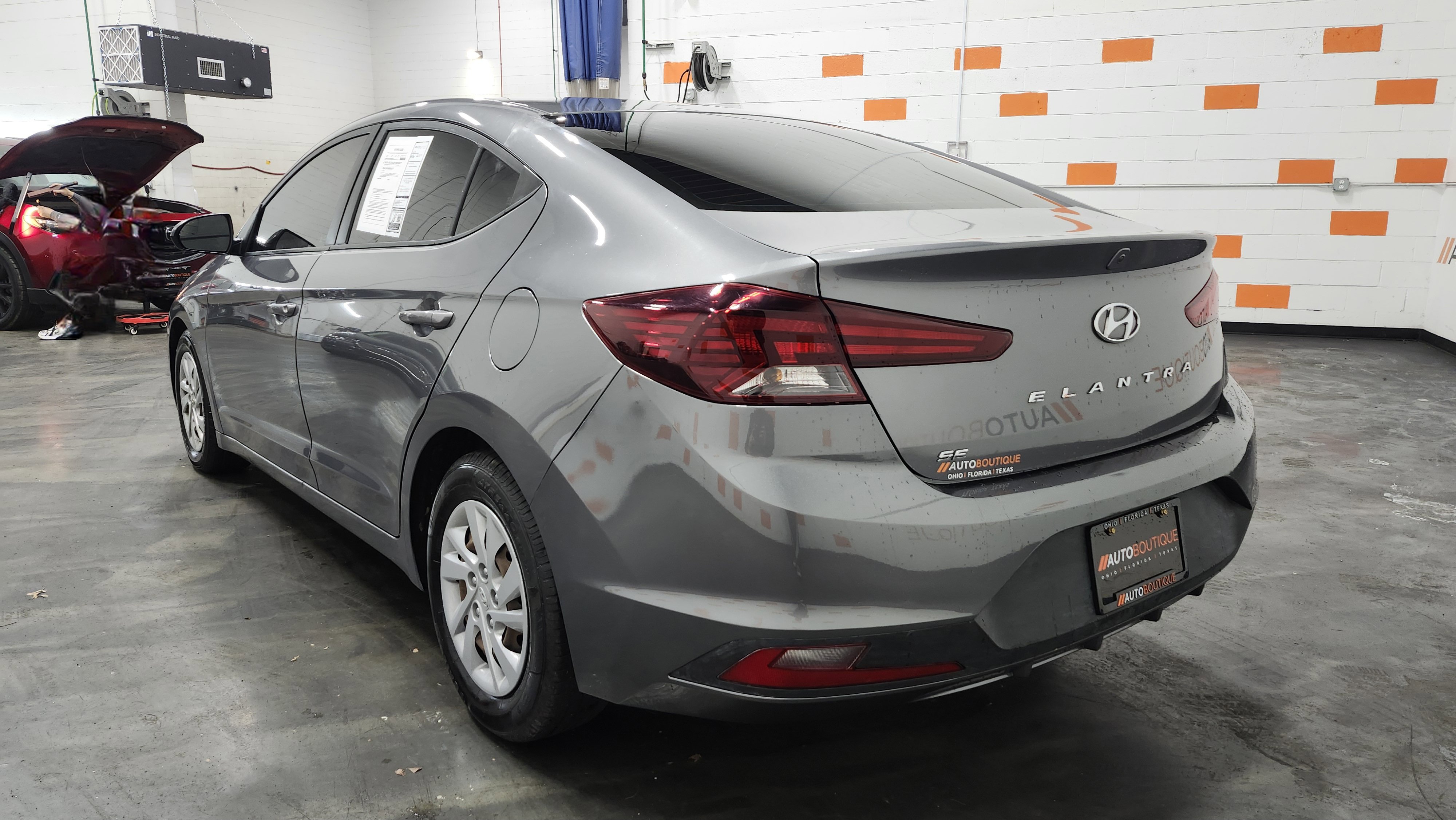 Used 2020 Hyundai Elantra SE w/ Cargo Package (C1) image 13