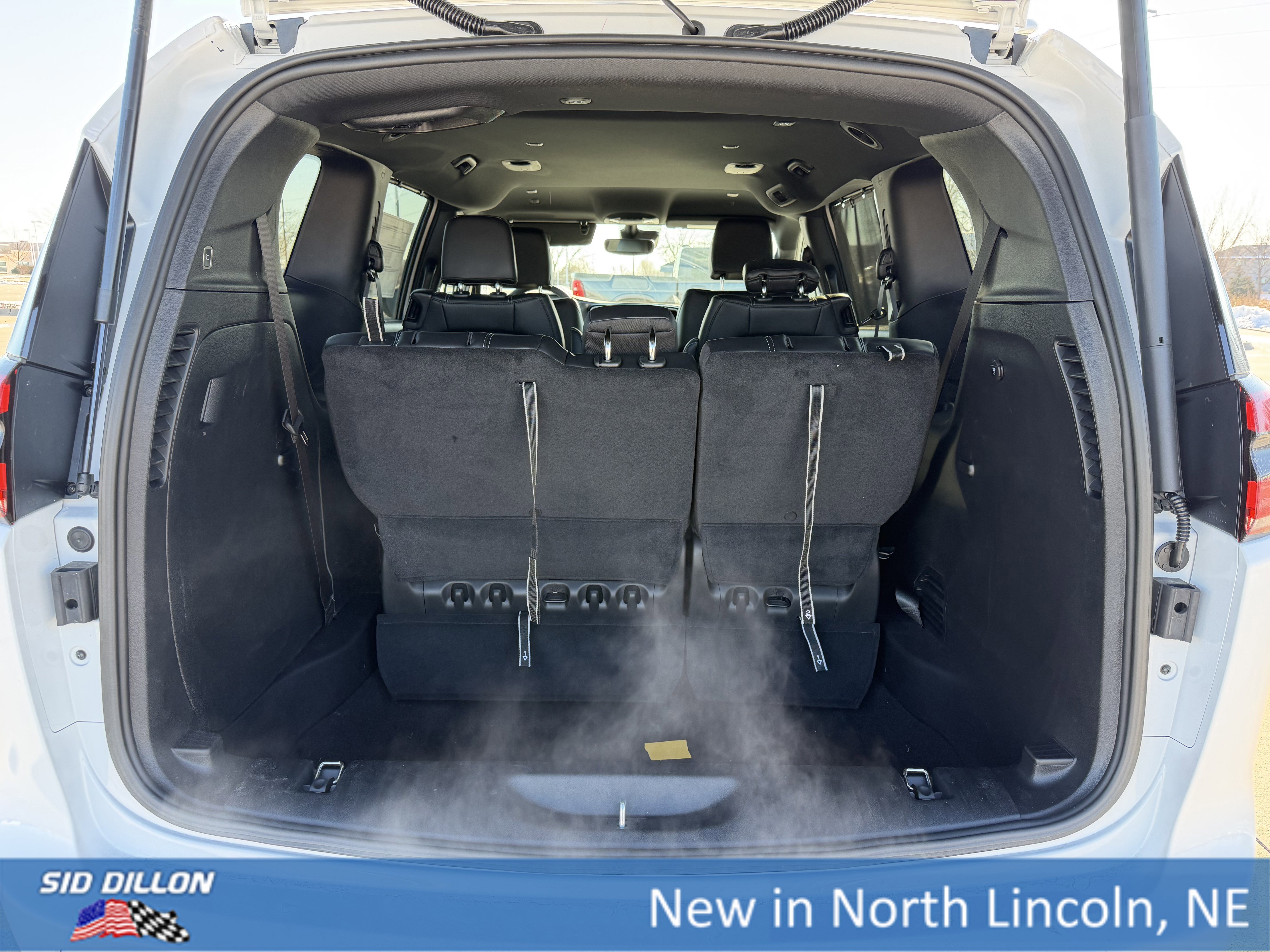 New 2026 Chrysler Pacifica Select image 7