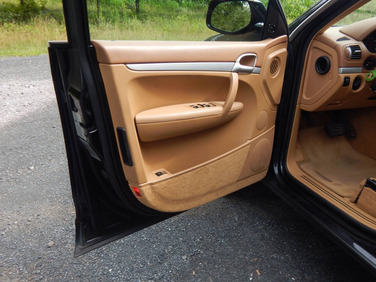 Used 2009 Porsche Cayenne AWD/4WD image 10