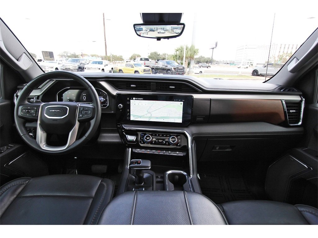 Used 2024 GMC Sierra 1500 Denali w/ Denali Reserve Package image 7