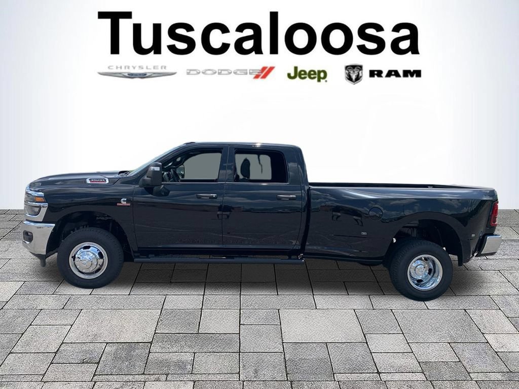 New 2026 RAM 3500 Tradesman AWD/4WD image 4