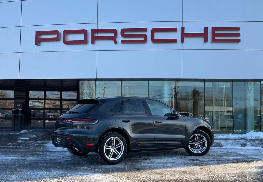 Certified 2023 Porsche Macan image 37