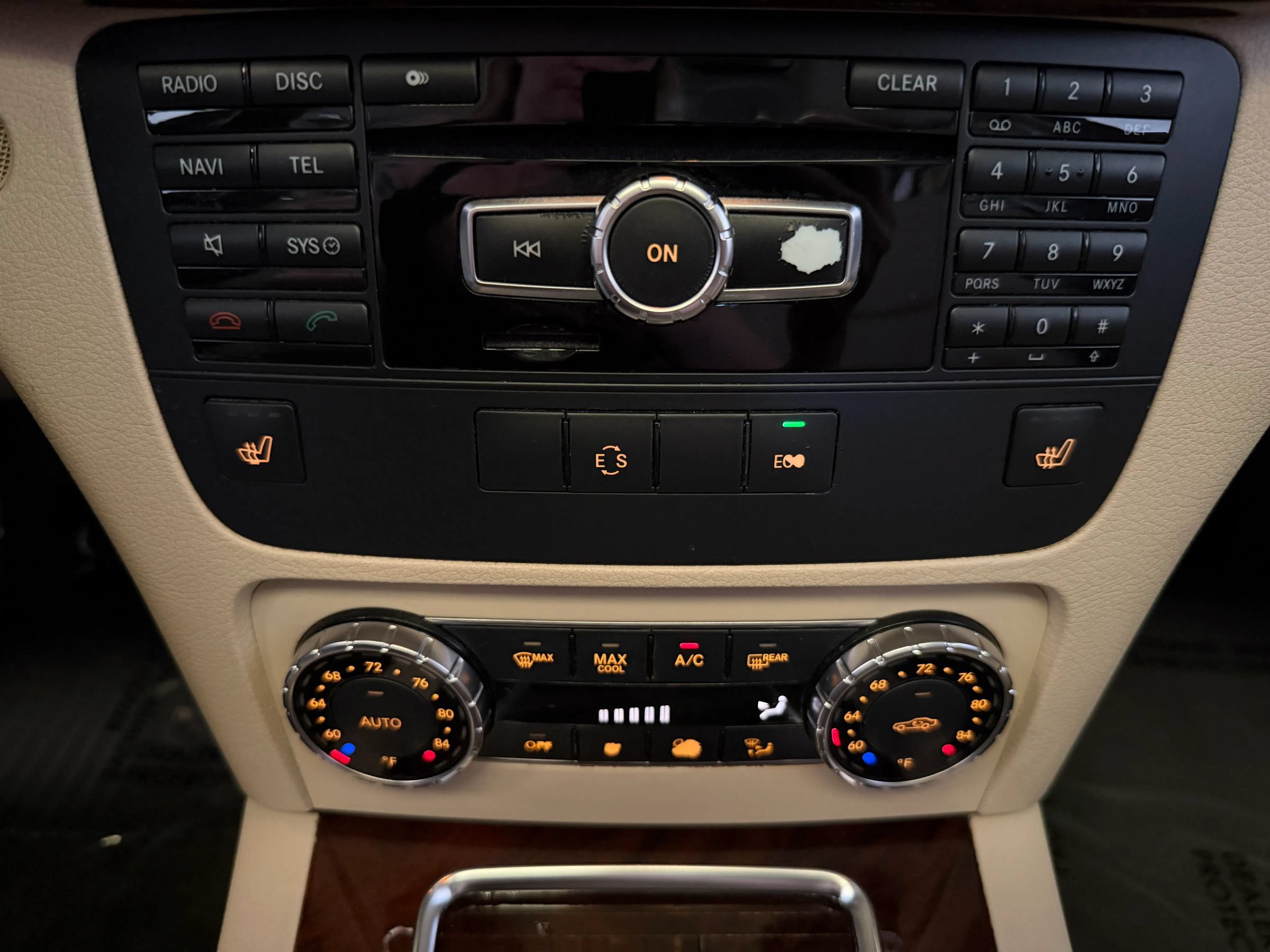 Used 2013 Mercedes-Benz GLK 350 4MATIC image 24