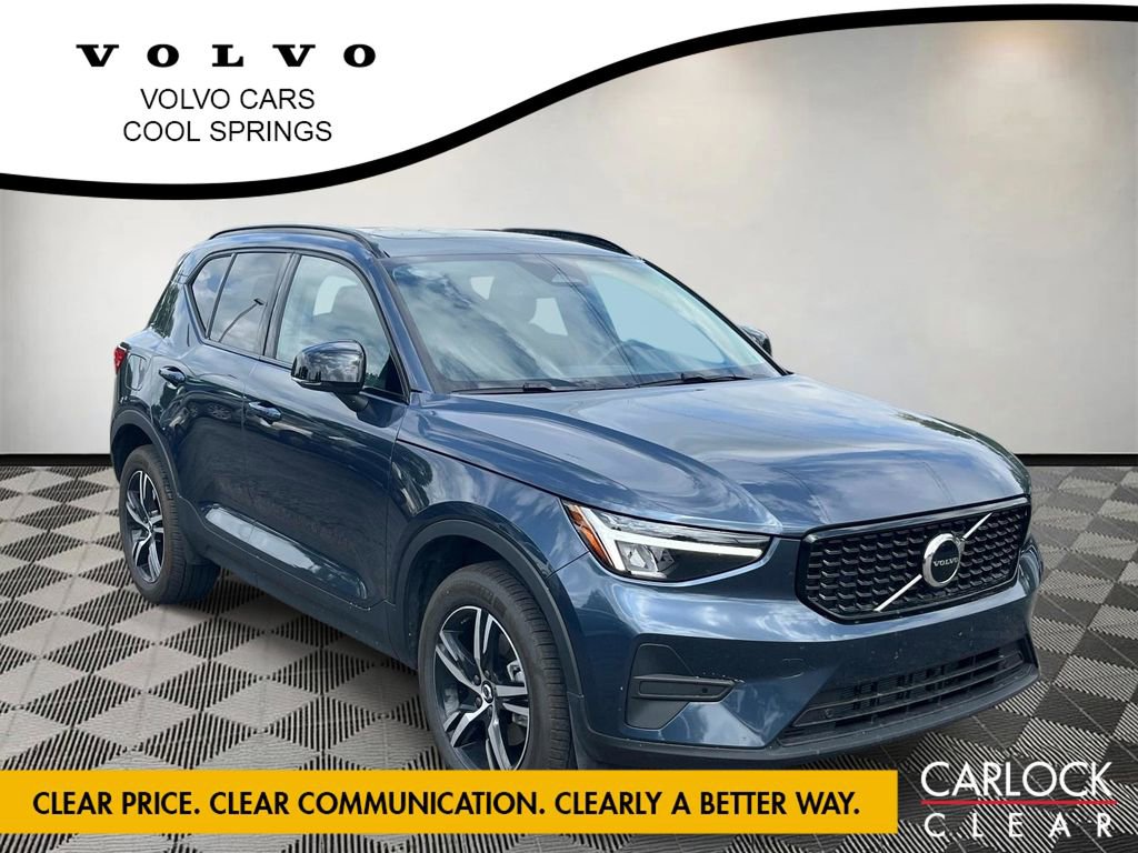 Certified 2026 Volvo XC40 B4 Core w/ Climate Package