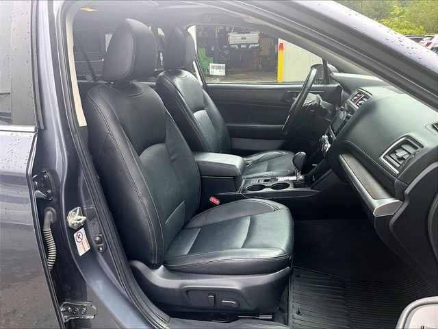 Used 2016 Subaru Outback 2.5i Limited AWD/4WD image 7
