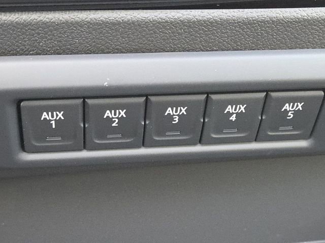 New 2025 GMC Sierra 3500 SLT w/ SLT Premium Package image 10