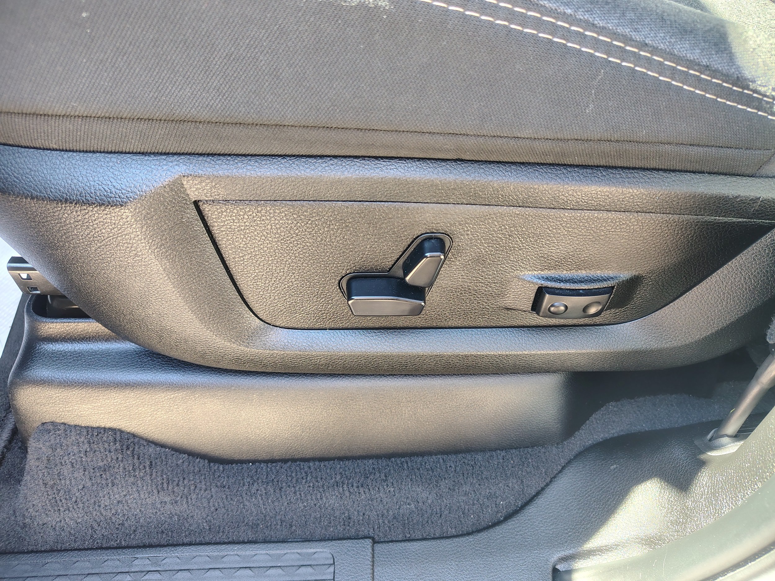 Certified 2025 RAM 2500 Big Horn AWD/4WD image 17