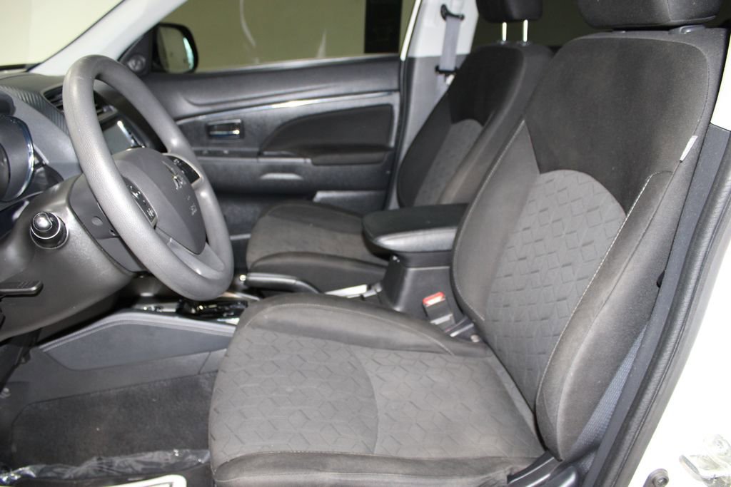 Used 2021 Mitsubishi Outlander Sport ES AWD/4WD image 18