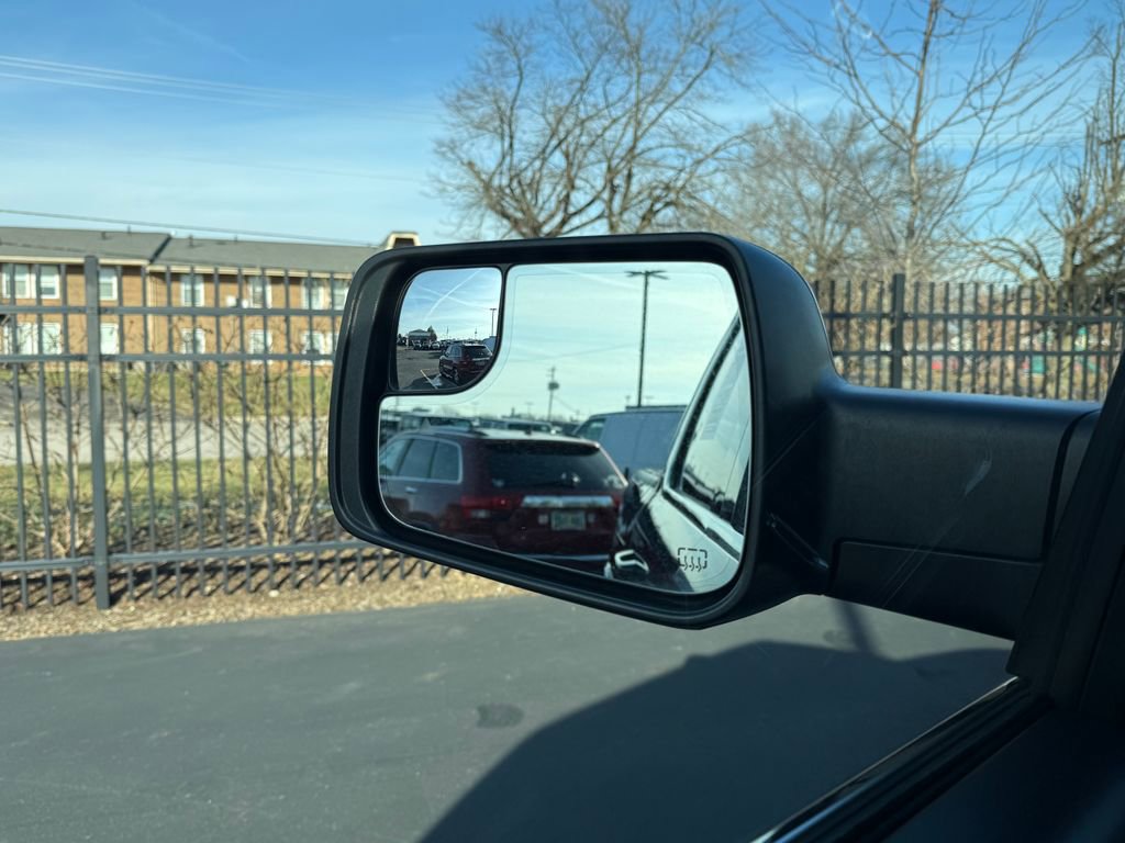 Used 2023 RAM 1500 Limited w/ Body Color Bumper Group image 21