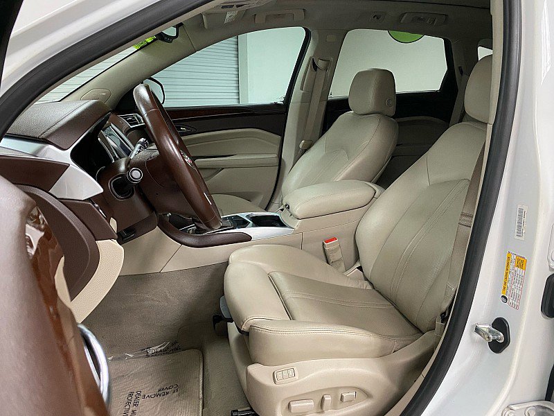 Used 2016 Cadillac SRX Luxury w/ Driver Awareness Package image 10