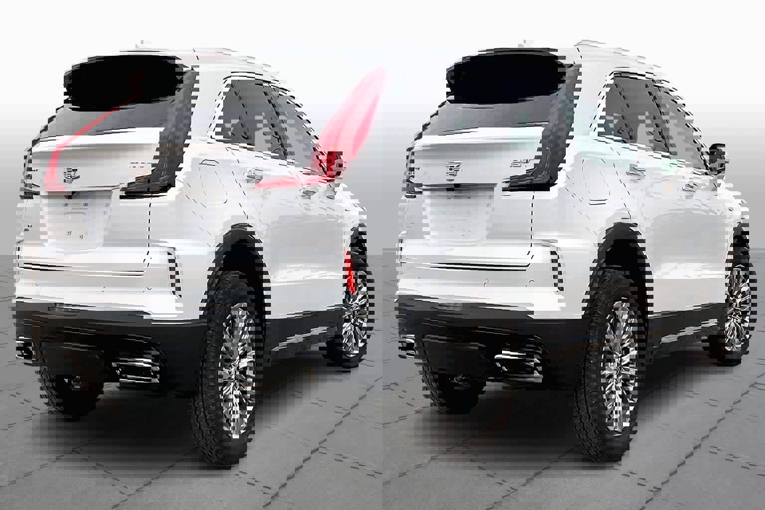 Used 2024 Cadillac XT4 Premium Luxury w/ Technology Package image 12