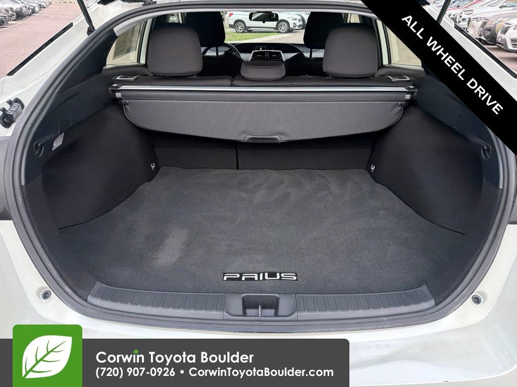 Used 2020 Toyota Prius LE w/ Carpet Mat Package AWD/4WD image 17